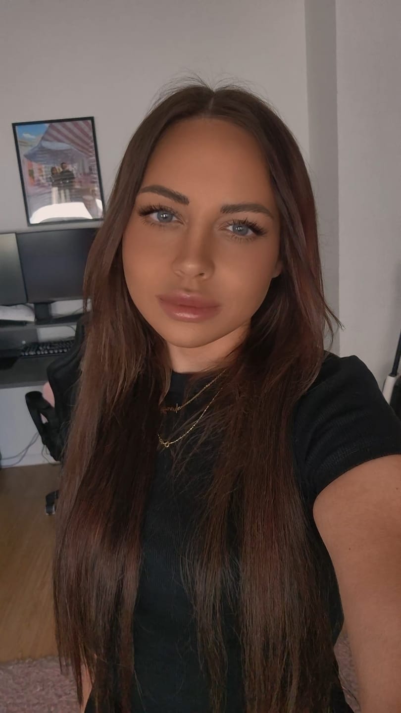 Customer photo review of HAIFA | COOL BLUE