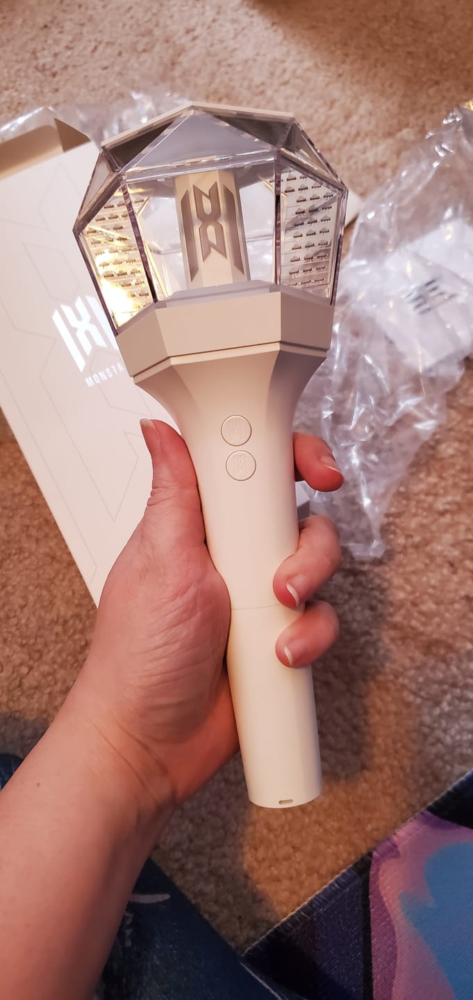 Customer photo review of MONSTA X - OFFICIAL LIGHT STICK VER.3