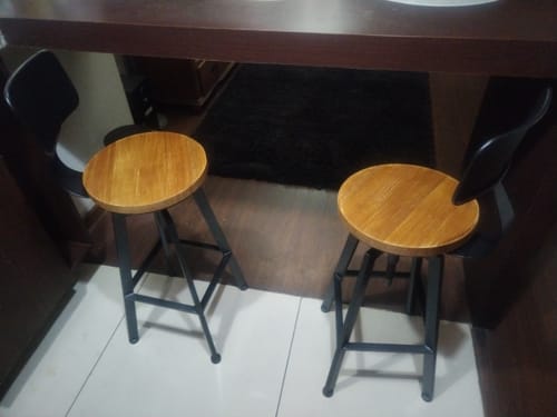 Customer photo review of Taburete Silla Bar Cocina Piso Alto Madera Metal Estilo Industrial