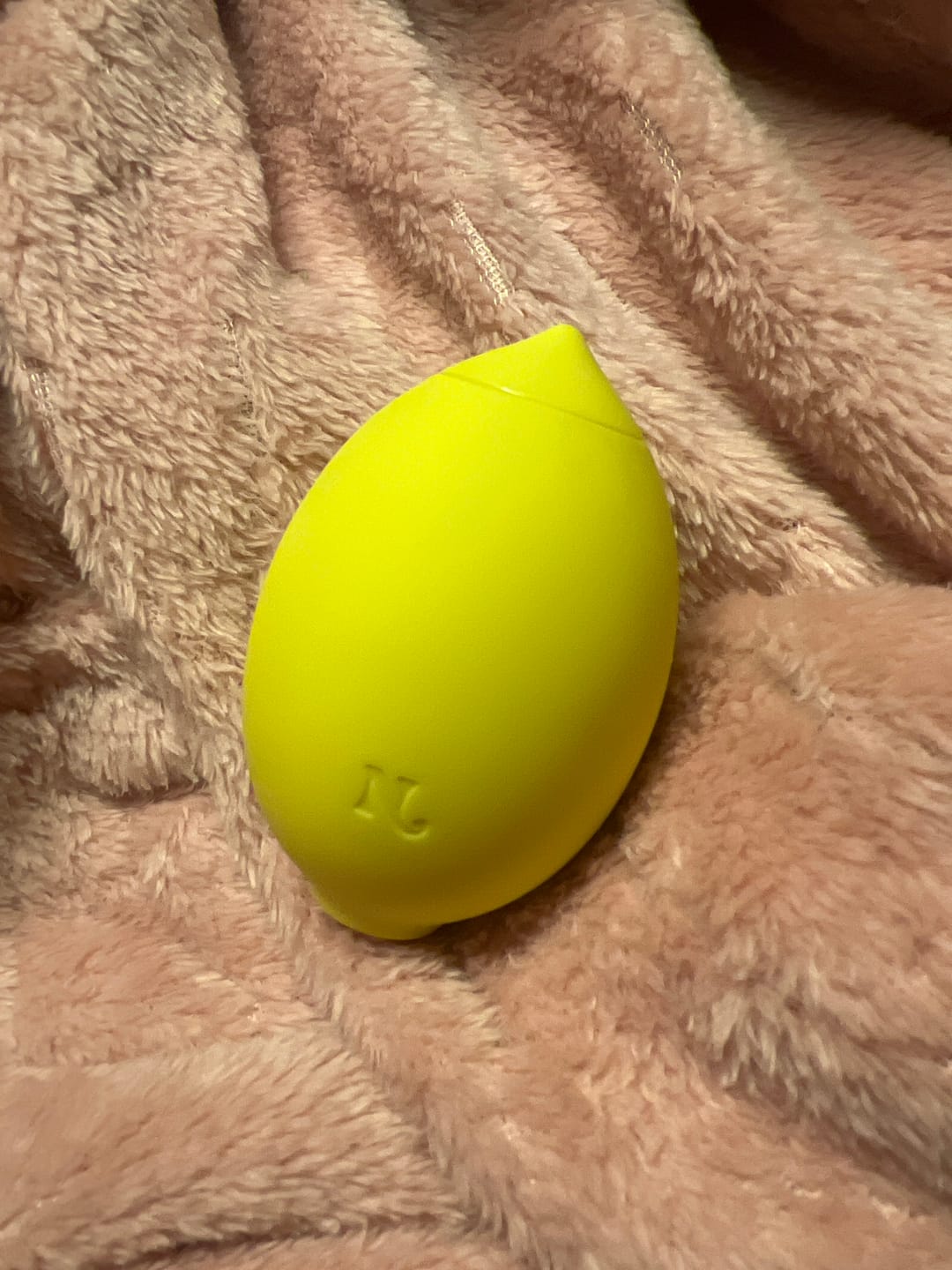 Customer photo review of Lem Clitoral Massager