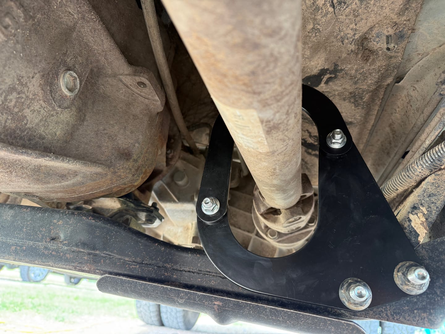 Customer photo review of 2003-2013 Ram 2500, 2003-2012 Ram 3500 Front Driveshaft Loop Kit