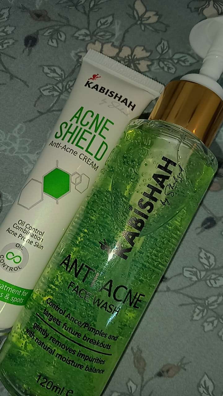 Customer photo review of Anti Acne Bundle