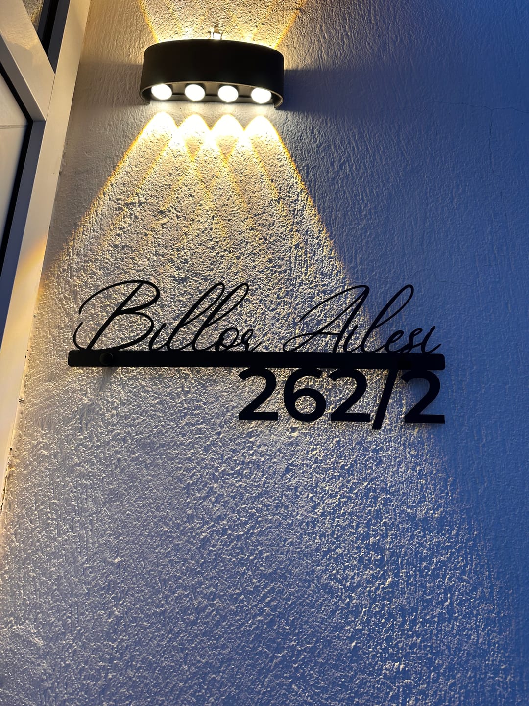 Customer photo review of Kişiye Özel Metal Aile İsimliği