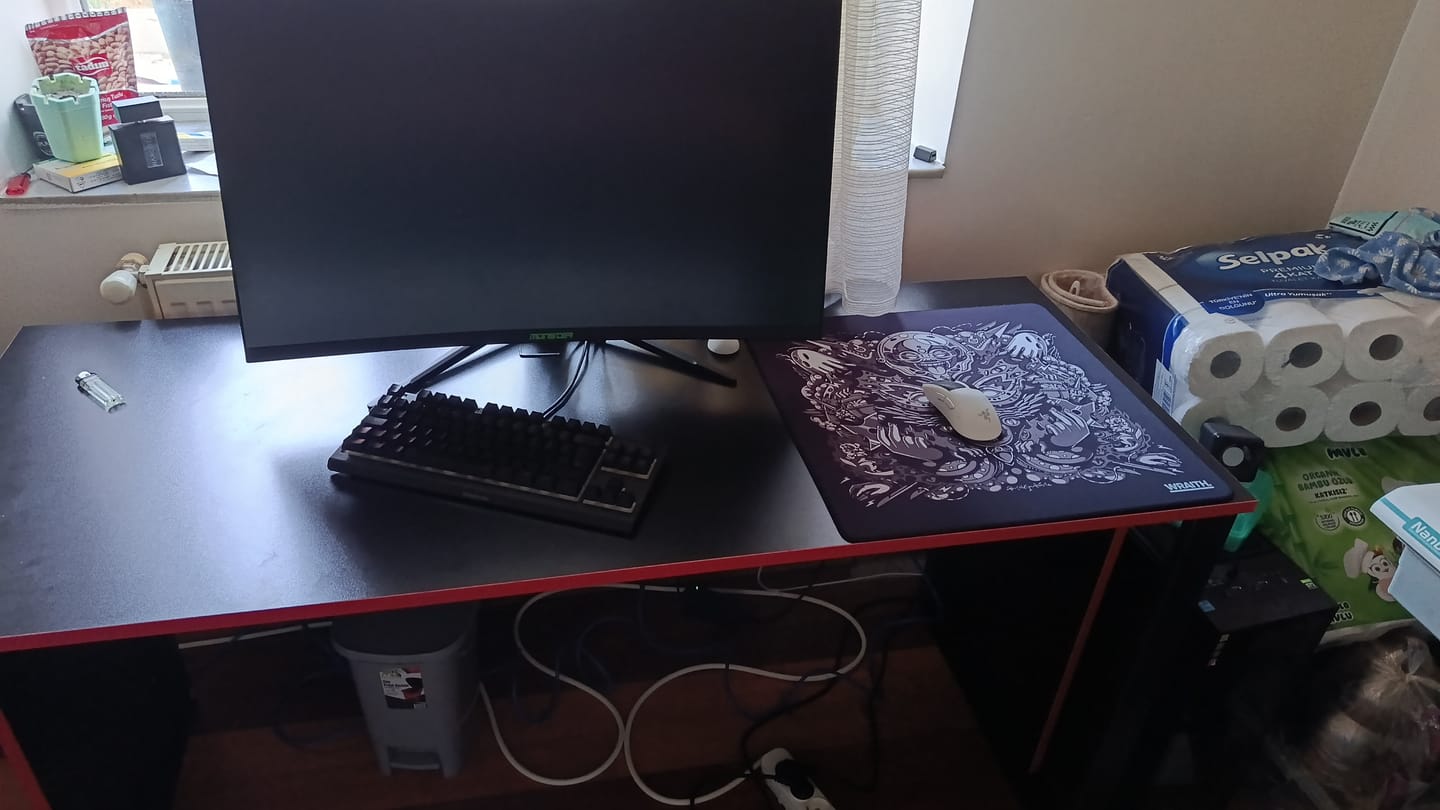Customer photo review of Wraith Spirit of Aim Pro Mousepad