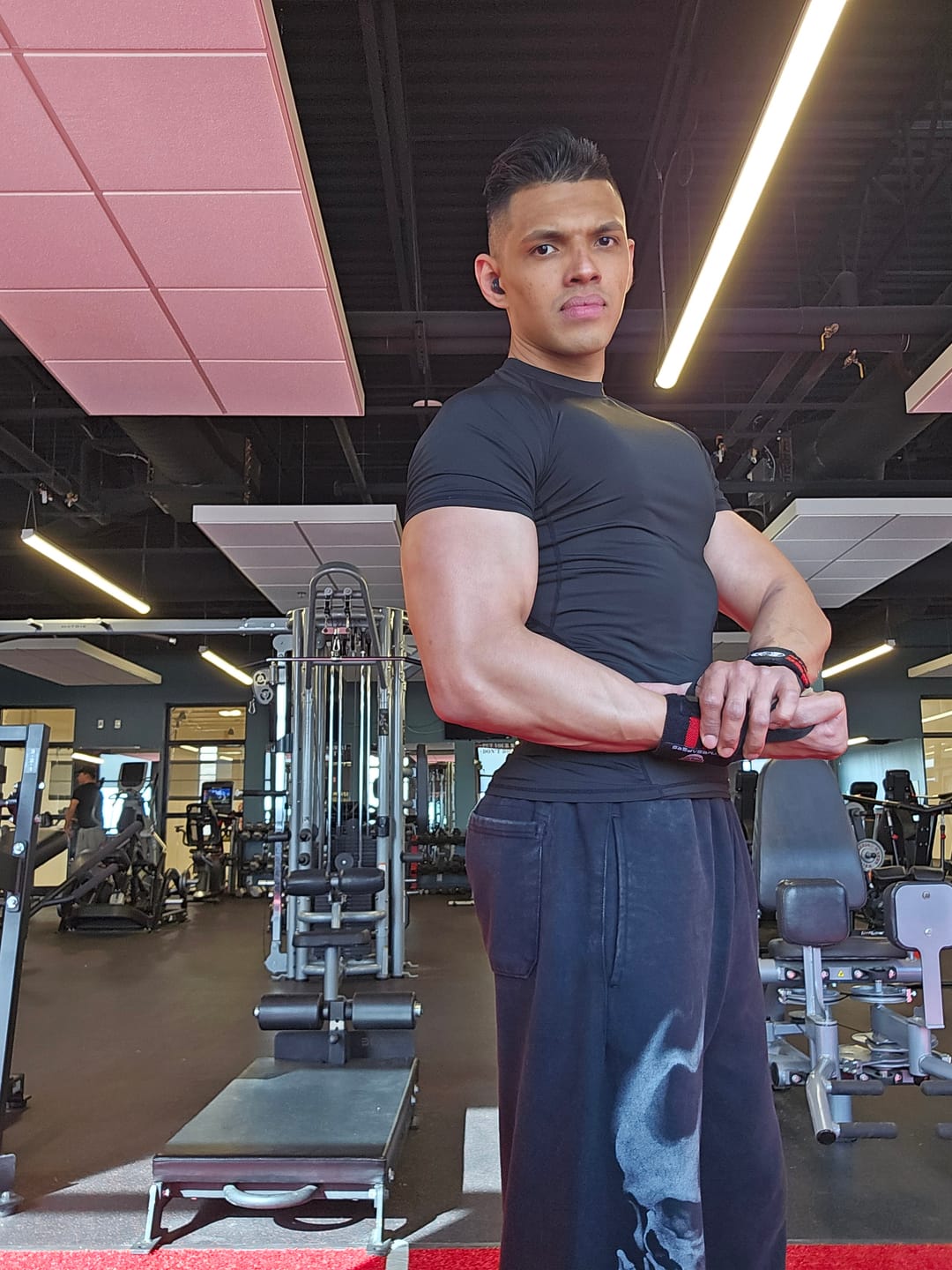 Customer photo review of 2129 - Core Baggy Sweats