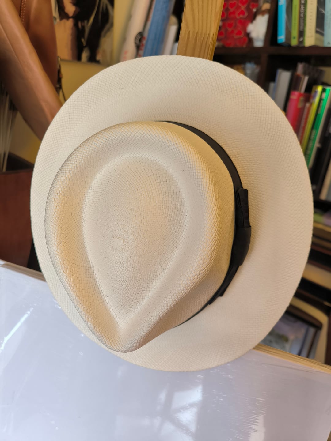 Customer photo review of Panamá Brisa copa fedora tono blanco