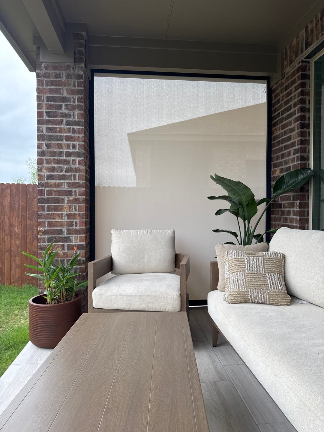 Customer photo review of SmartWings Motorized Zipper Track Windproof Outdoor Shades