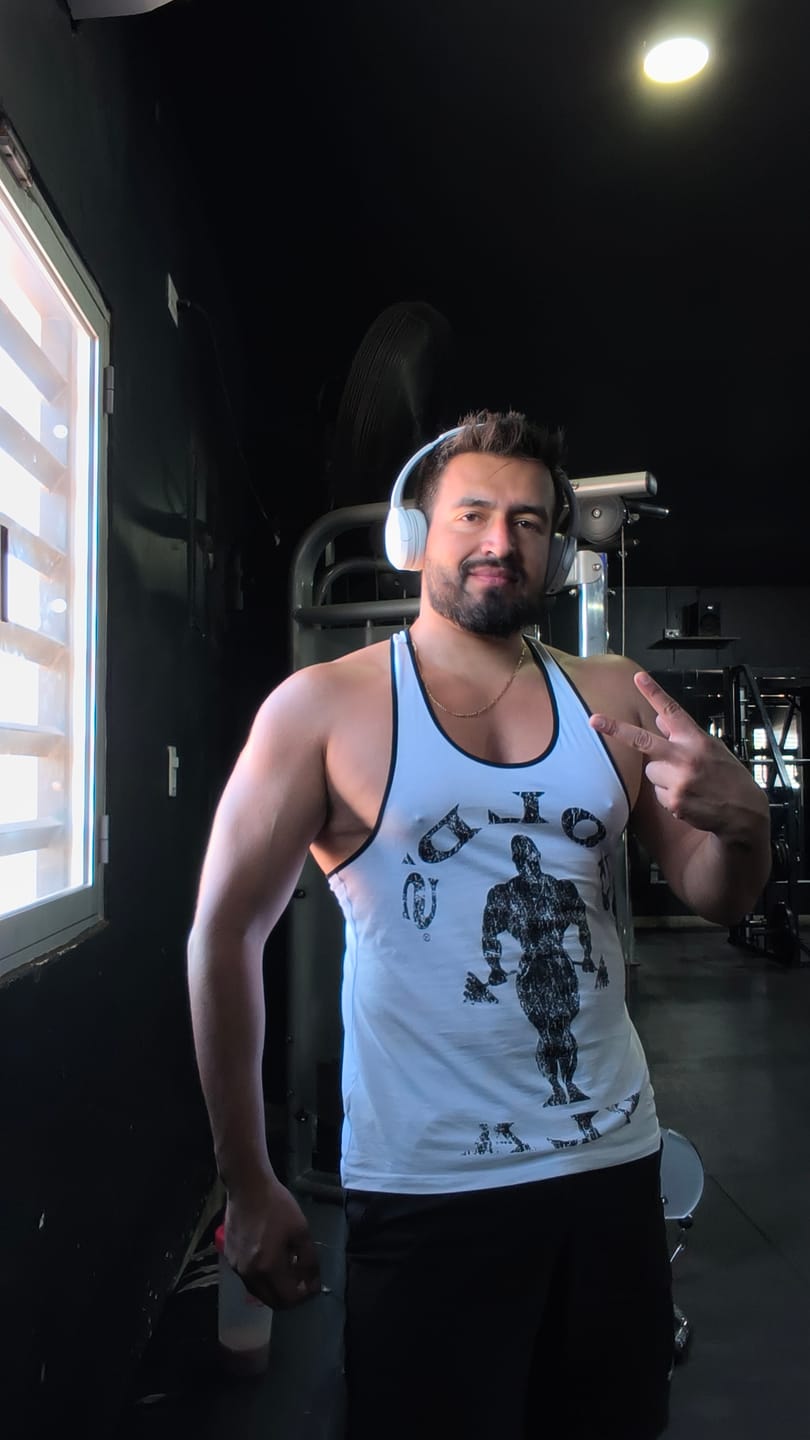 Customer photo review of 3014 - Golds Gym Classic Stringers