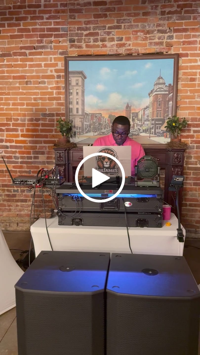 Customer video review of ProX XS-LTSC Universal Laptop Side Shelf fits with Midi Controllers Cases