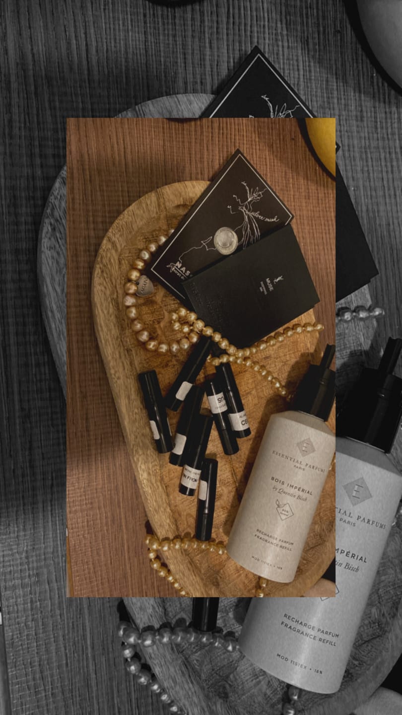 Customer photo review of ESSENTIAL PARFUMS - BOIS IMPERIAL