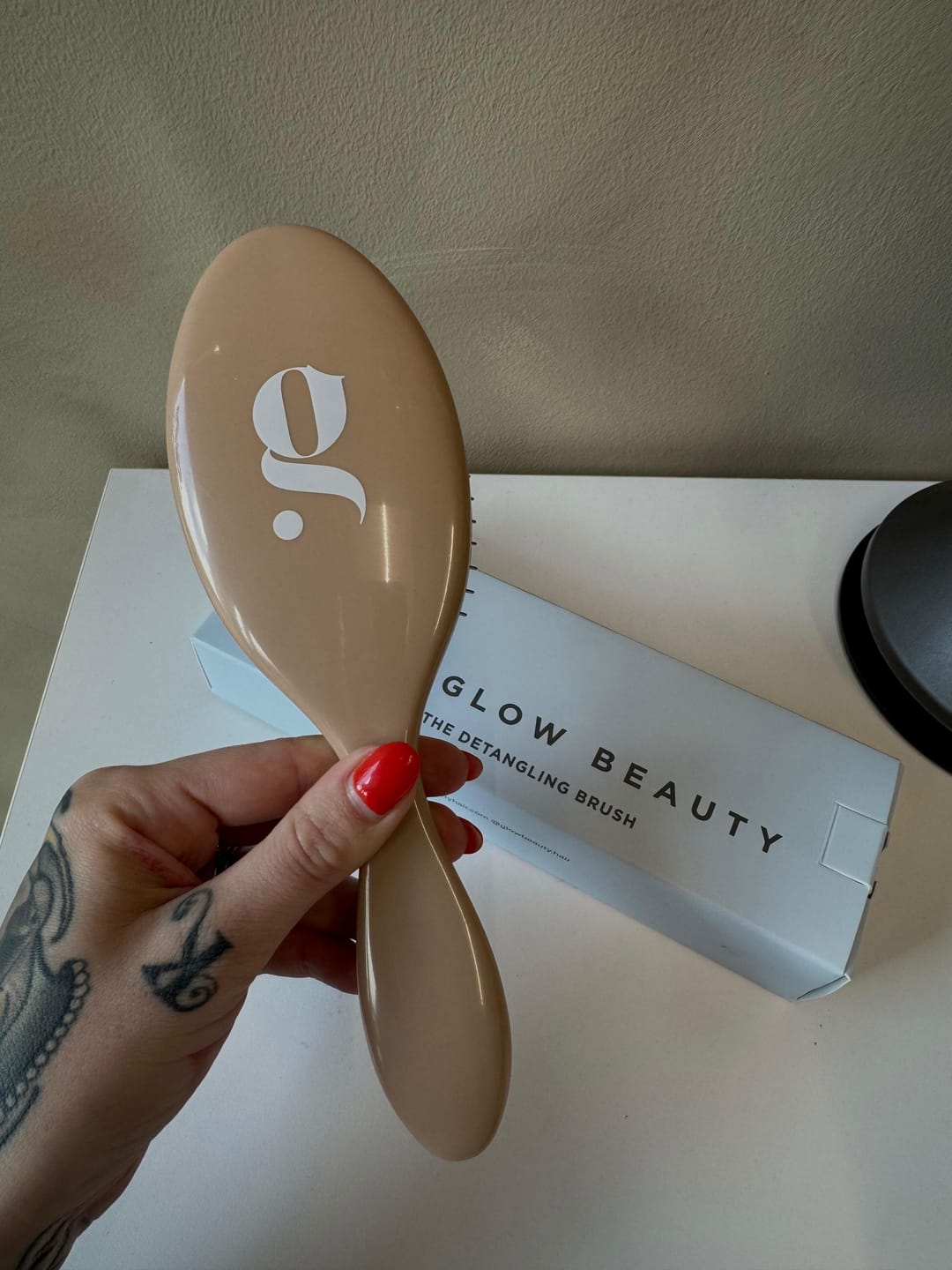Customer photo review of The Detangling Brush