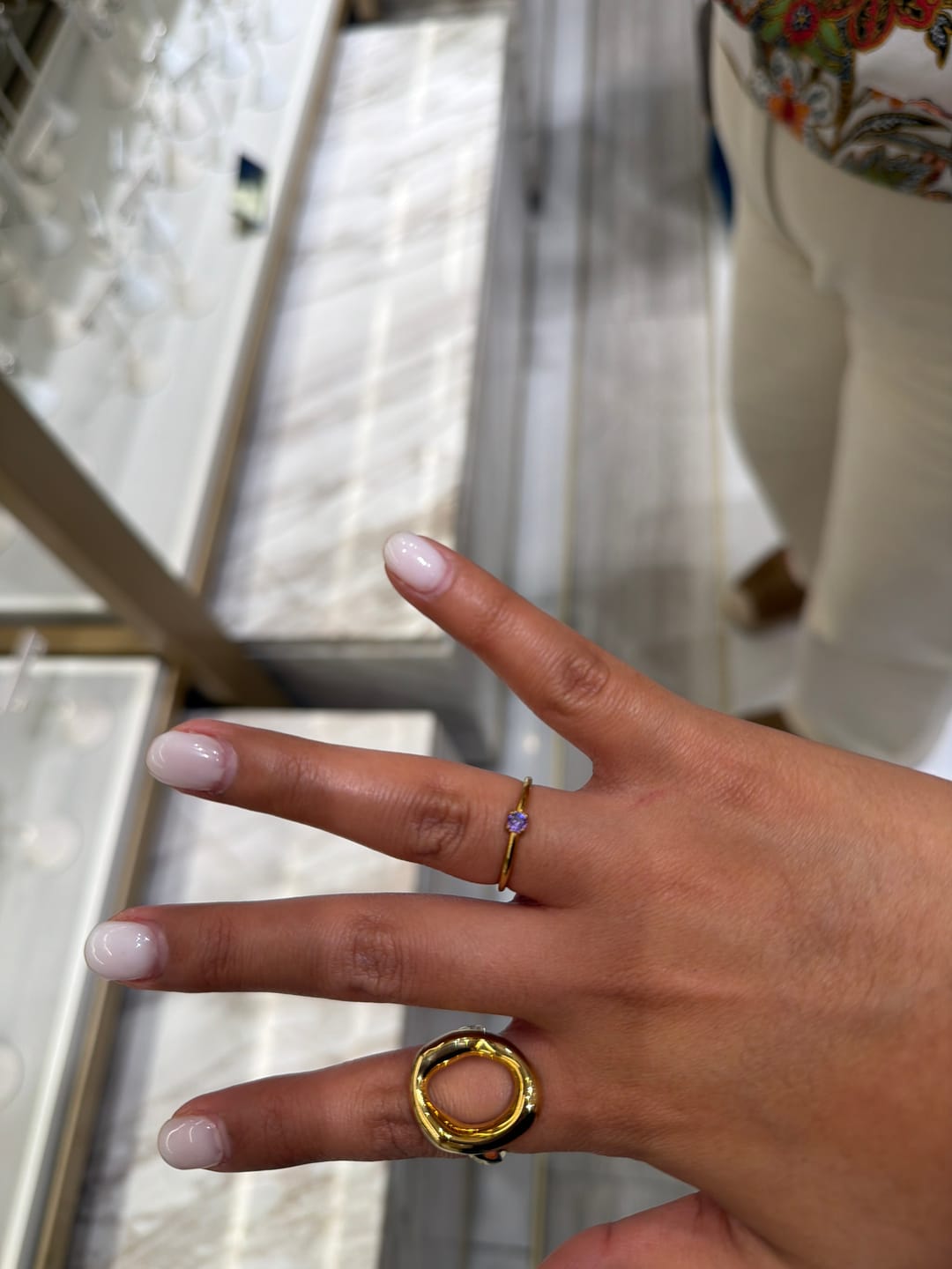 Customer photo review of Anillo Zirconia Birthstone