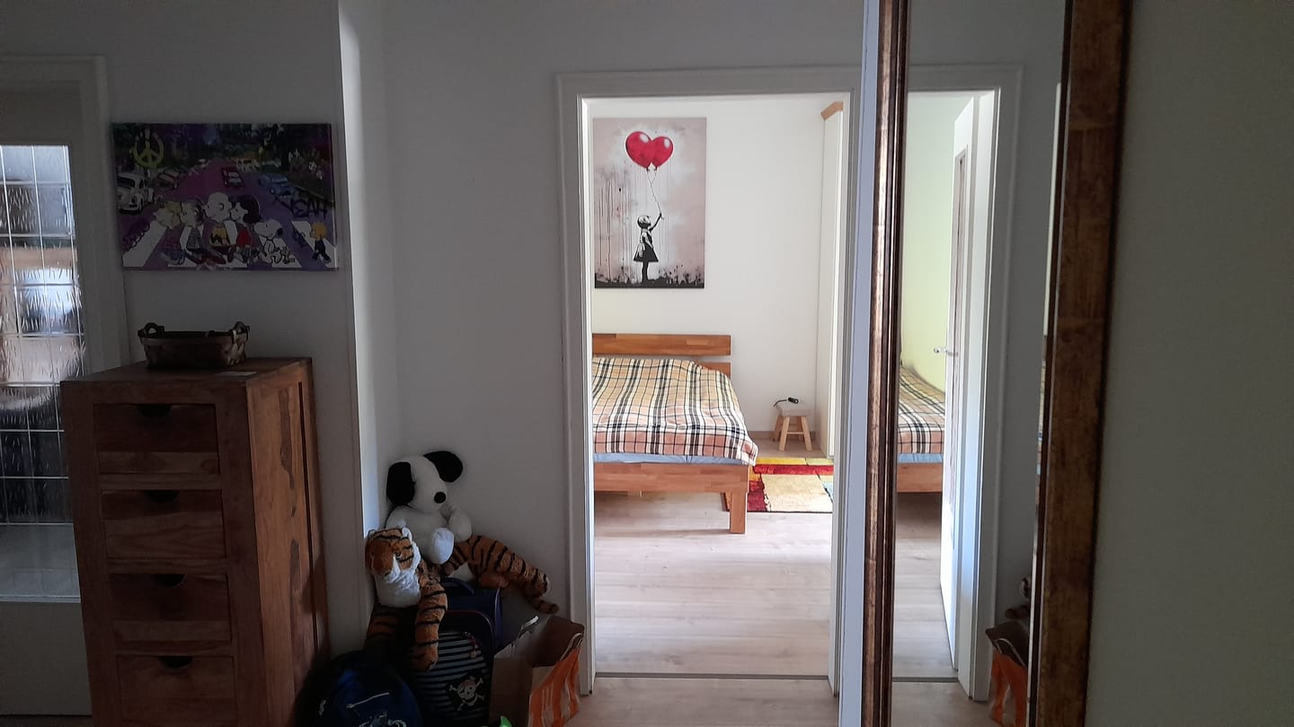Customer photo review of Leinwandbild Banksy Mädchen mit Luftballon Hochformat