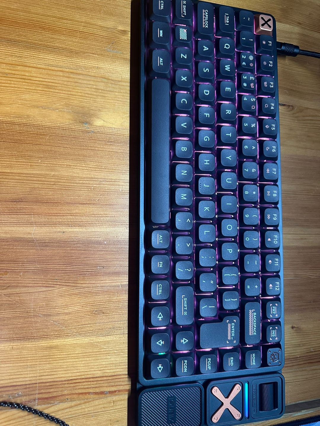 Customer photo review of IQUNIX Magi75/96 Aluminum Low Profile Mechanical Keyboard