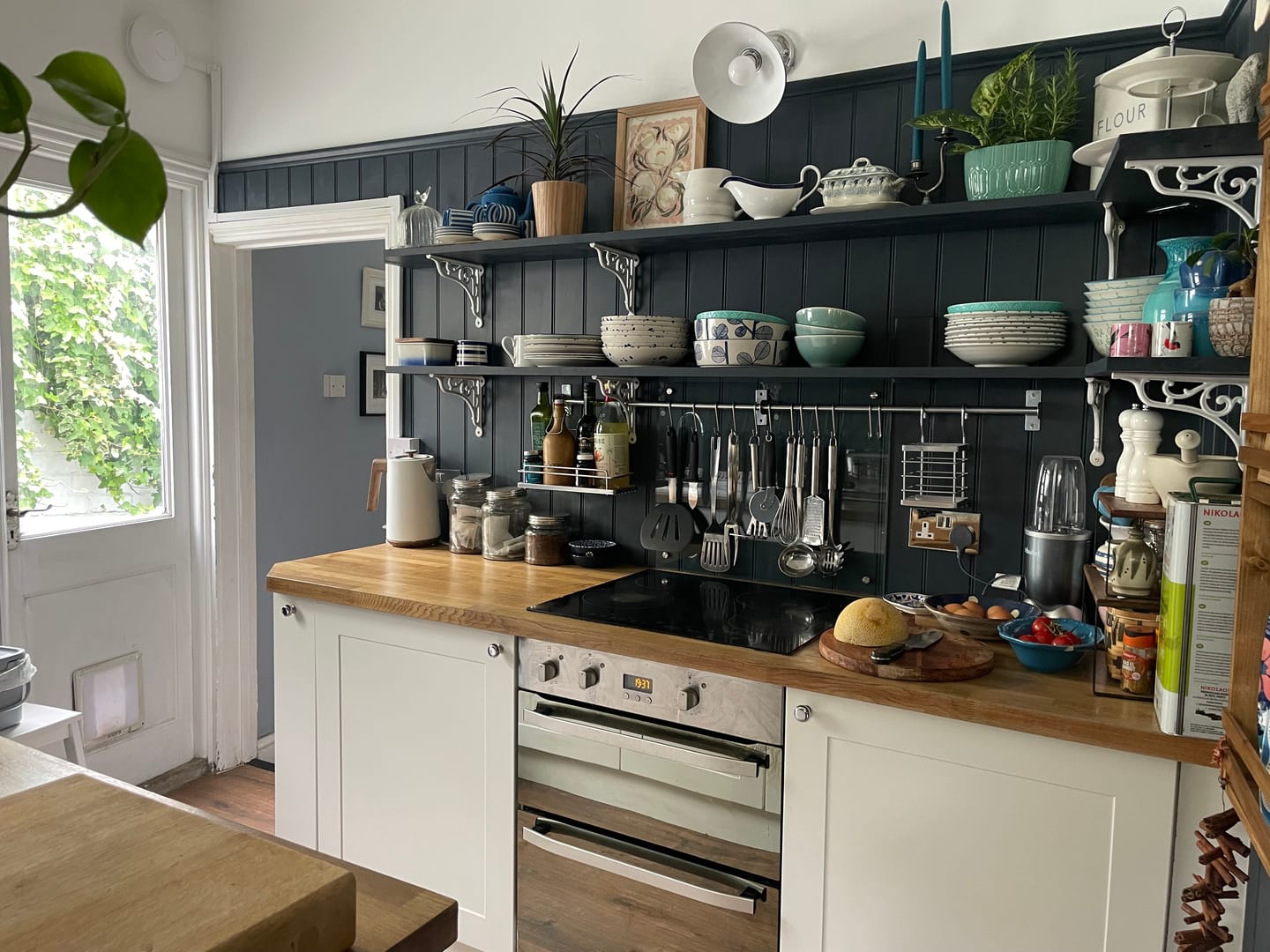 Customer photo review of 8 Inch Victorian Scroll Cast Iron Shelf Bracket