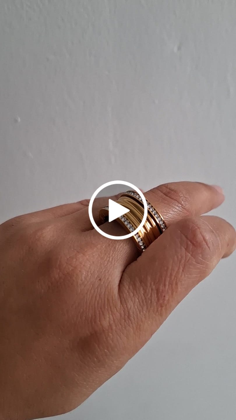 Customer video review of Anel Luxo Imperial Banhado em Ouro 18K