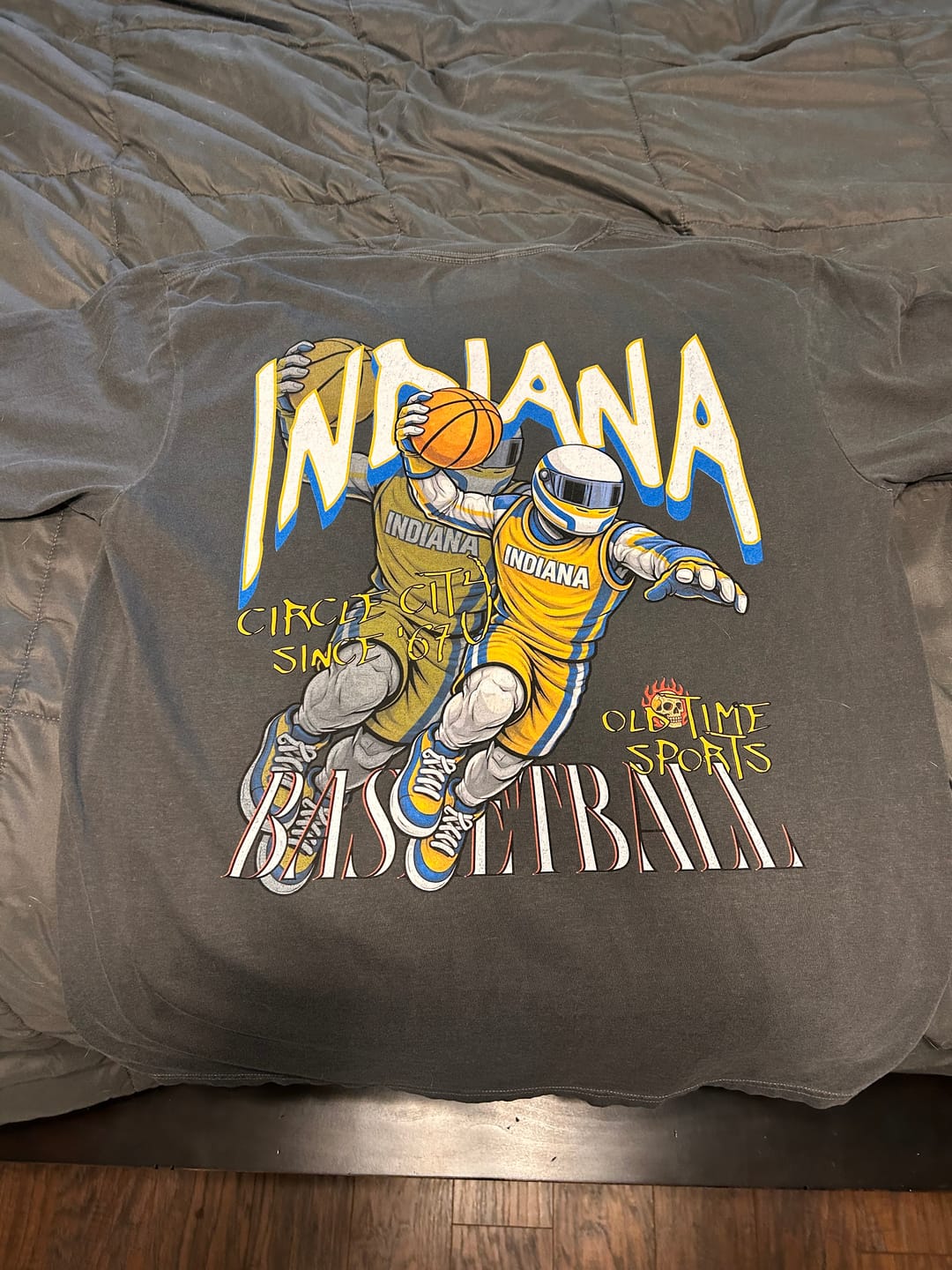 Customer photo review of Indiana Dunkman T-Shirt