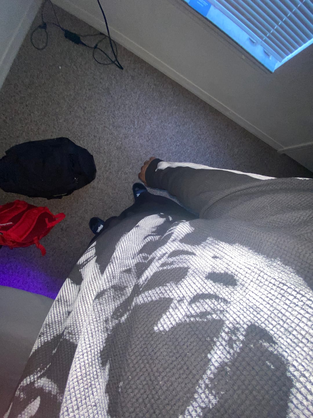 Customer photo review of Skeleton Graphic Waffle Sweatshirt - 2495