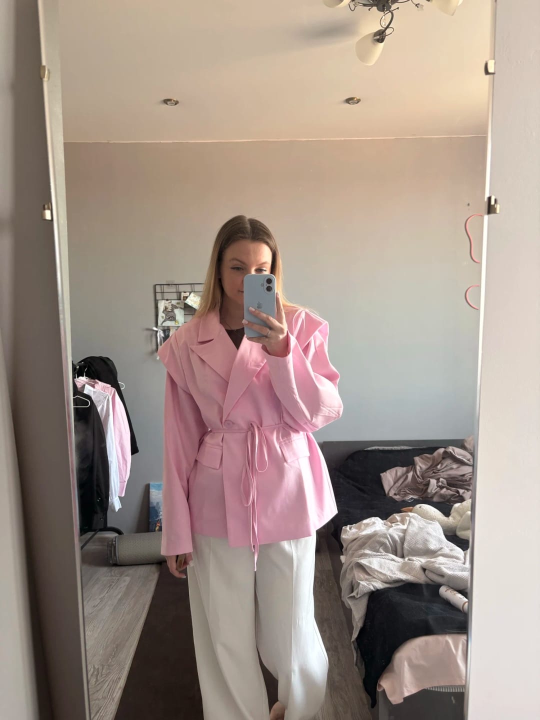 Customer photo review of Leandra Wide Sleeves Belted Blazer