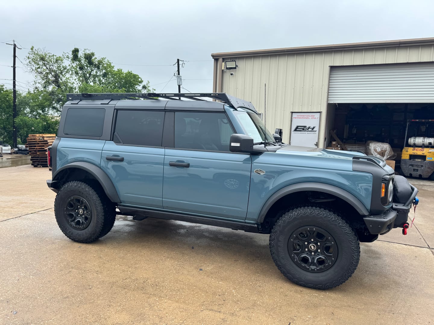 Customer photo review of Modular Roof Rack For The Ford Bronco 4-Door (2021-Current)