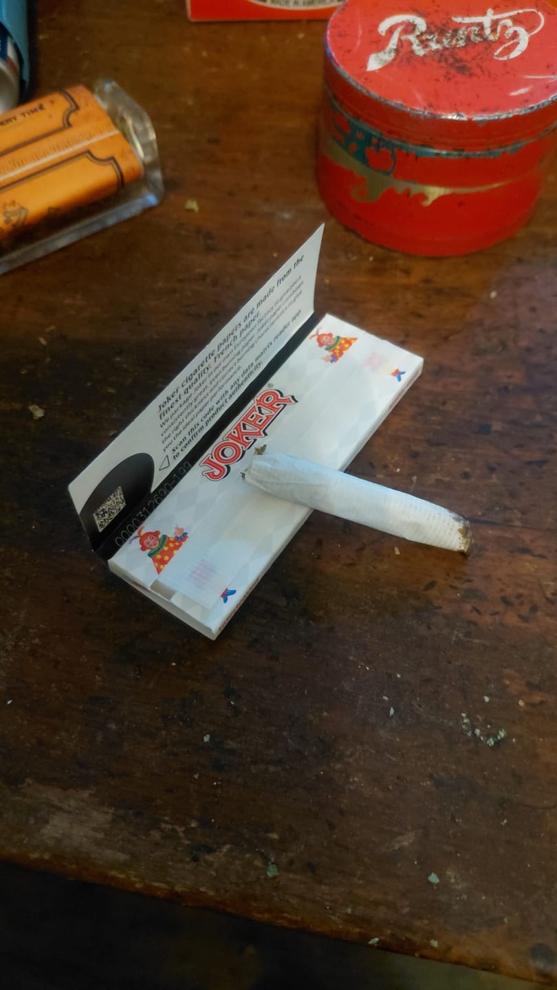 Customer photo review of Gorilla Glue - Minis - 14 Grams - Hybrid