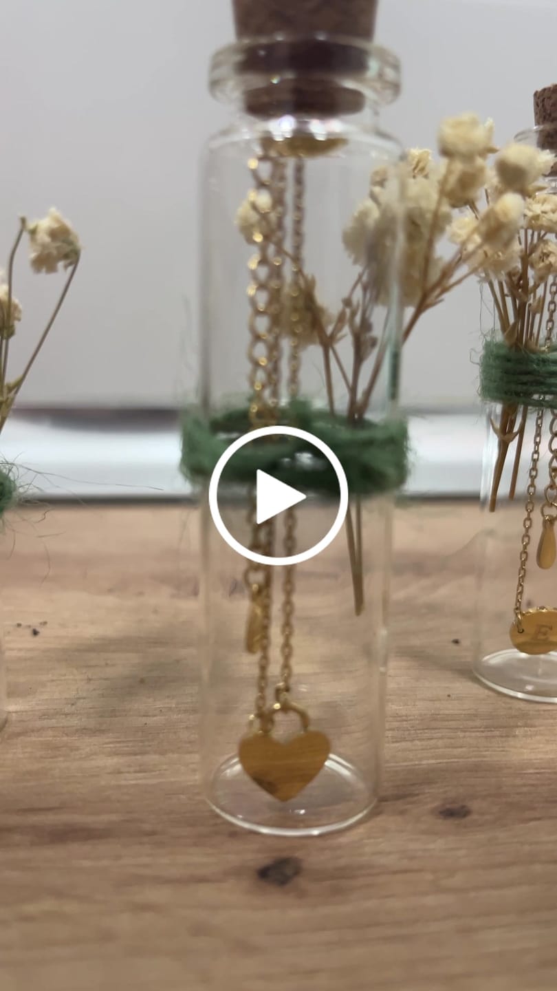 Customer video review of Pulsera Inicial