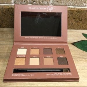 مراجعة بالصور من عميل لمنتج Bourjois Eyeshadow Palette 2 Quai De Seine Chocolat Nude Edition