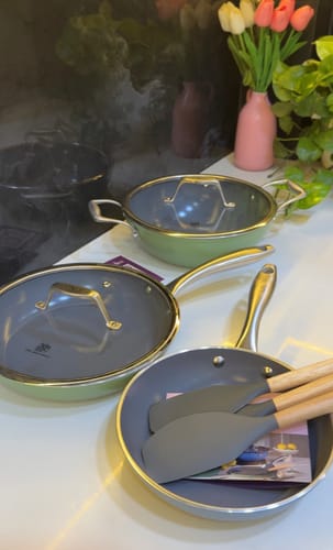 Customer photo review of Ceramic Frying Pan  (24cm)