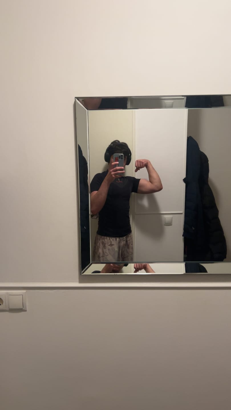 Customer photo review of 465 Superhero Compression Tees