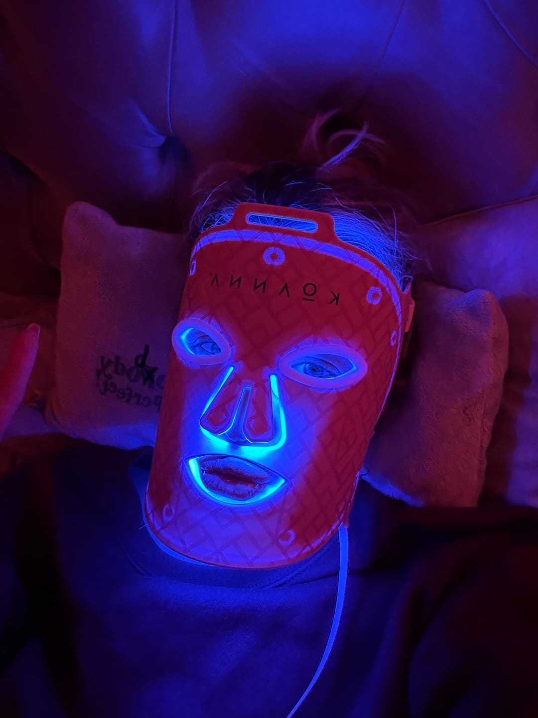 Customer photo review of Koanna® MultiGlo™ LED Light Therapy Mask