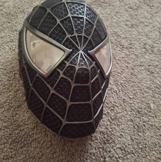 Customer photo review of Tobey Maguire Spider-Man 3 Venomized Spider-Man Life Size Wearable Mask