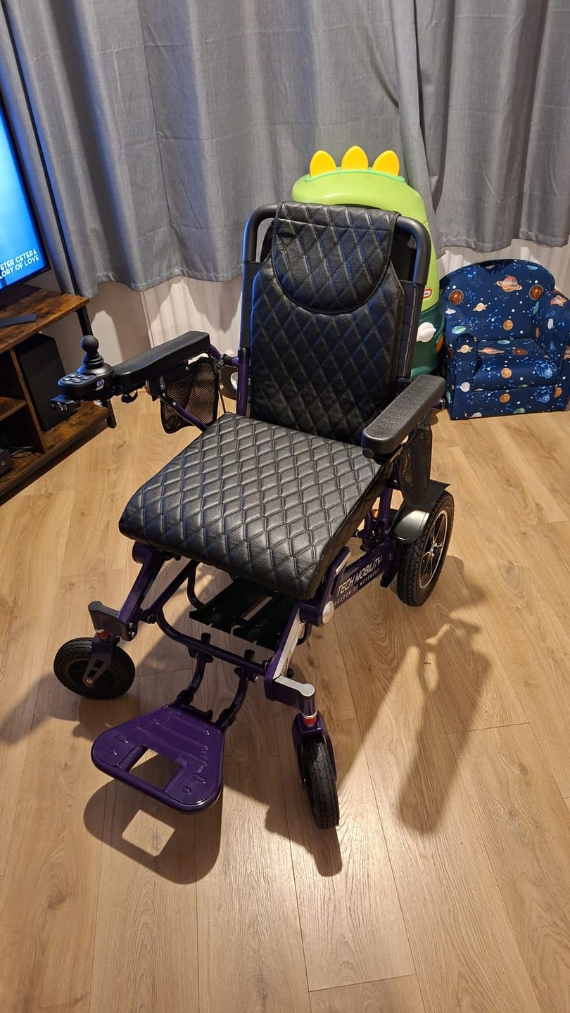 Customer photo review of Wide-Seat Electric Wheelchair Powerchair Freedom Elite ST