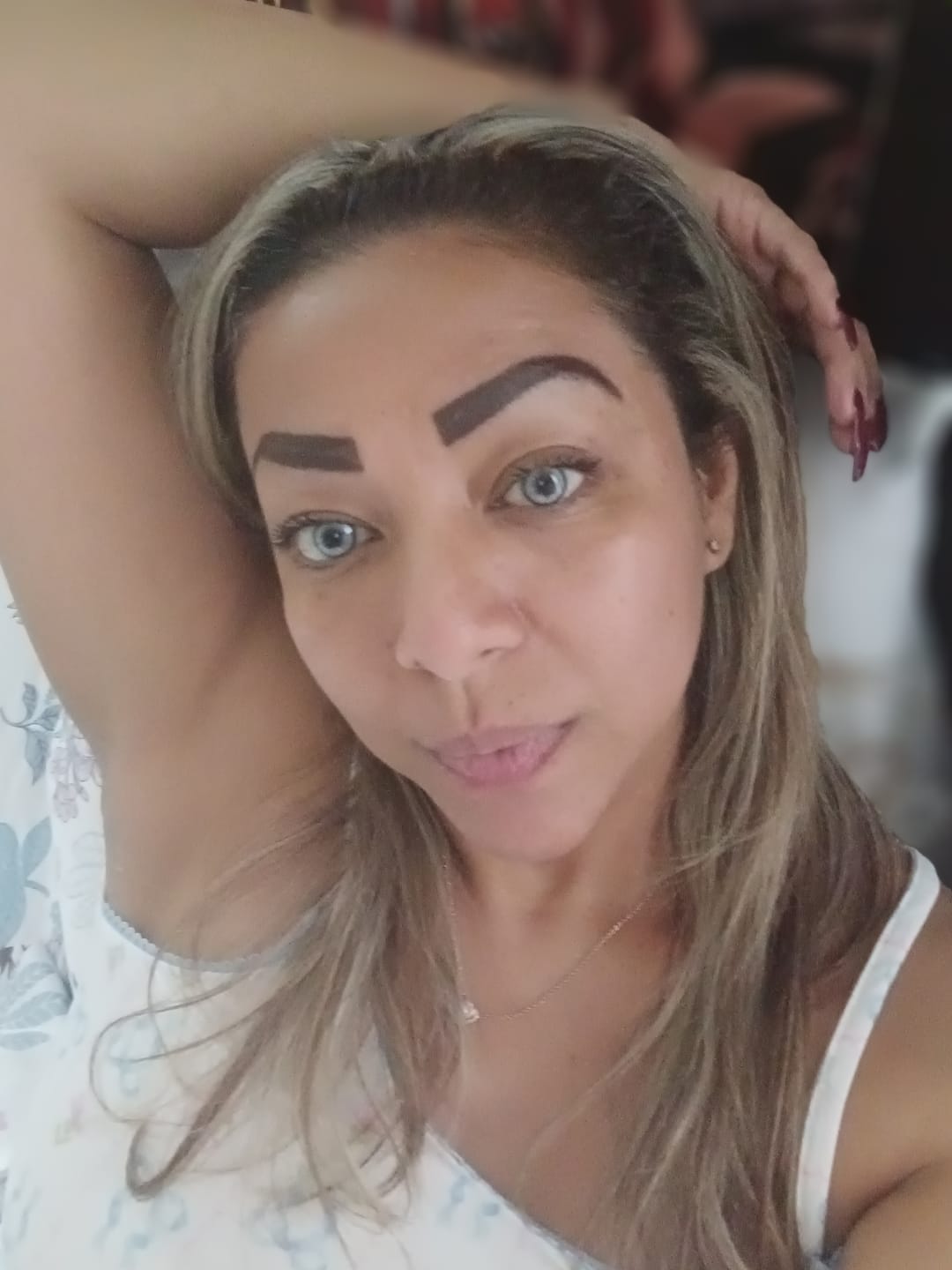 Customer photo review of DNA Taylor Blue Gray Prescription Coloured Contact Lenses