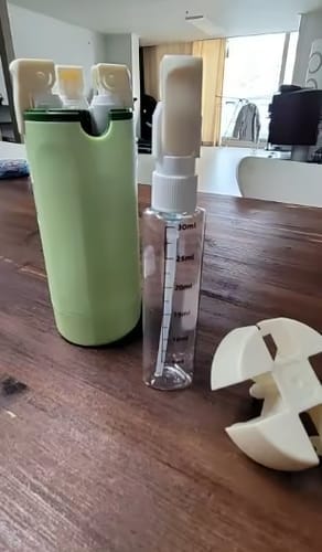 Customer photo review of Jabonera 4 en 1