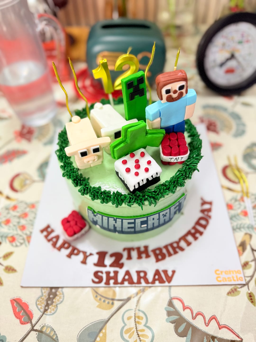 Customer photo review of Minecraft Fam Theme Cake