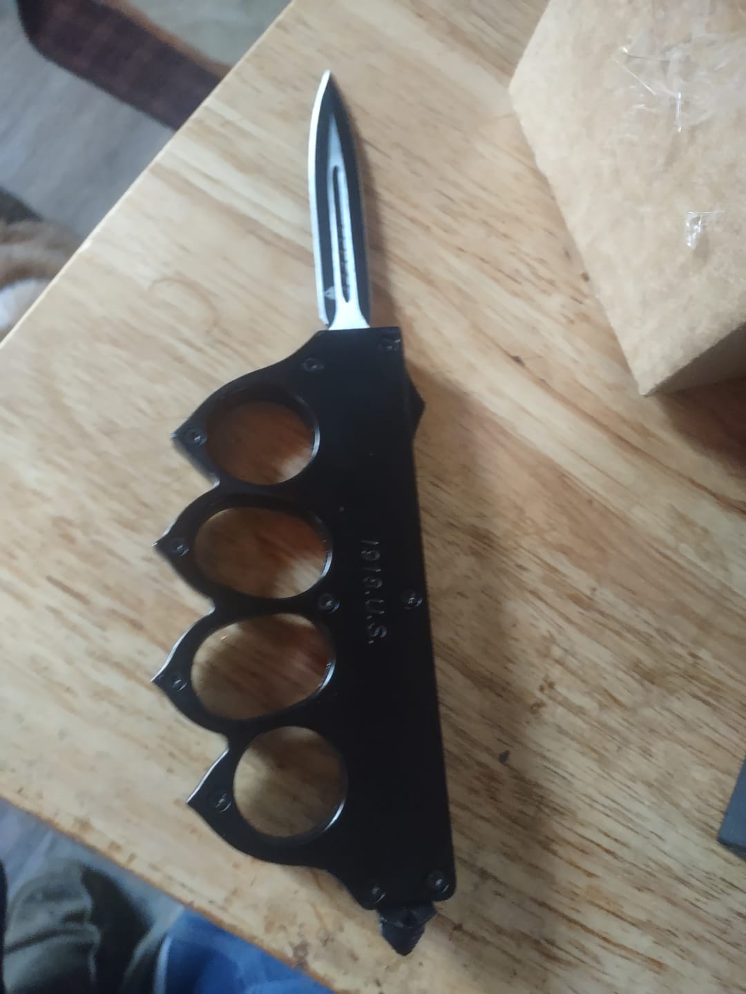 Customer photo review of VT 1918 Trench Knuckle OTF Knife