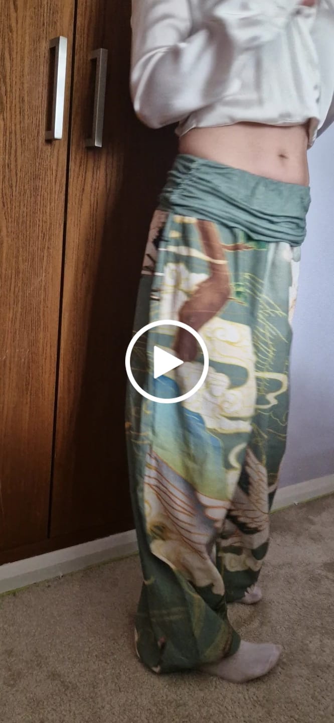 Customer video review of Buddha Stones Cotton Flying Cranes Auspicious Clouds Tree women's Elastic Waist Harem Pants