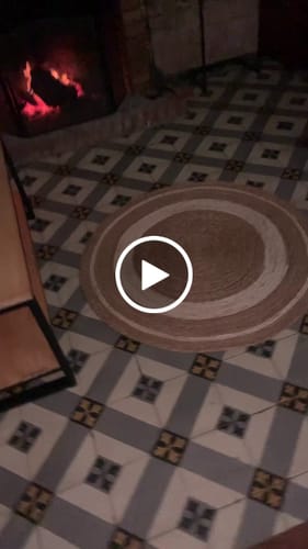 Customer video review of Alfombra Redonda 1m Yute Tejido Artesanal Fibras Naturales