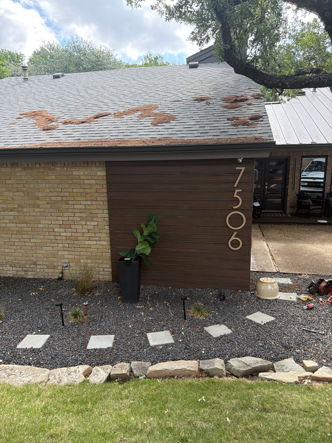 Customer photo review of Custom Metal House Numbers - 20+ Color Options