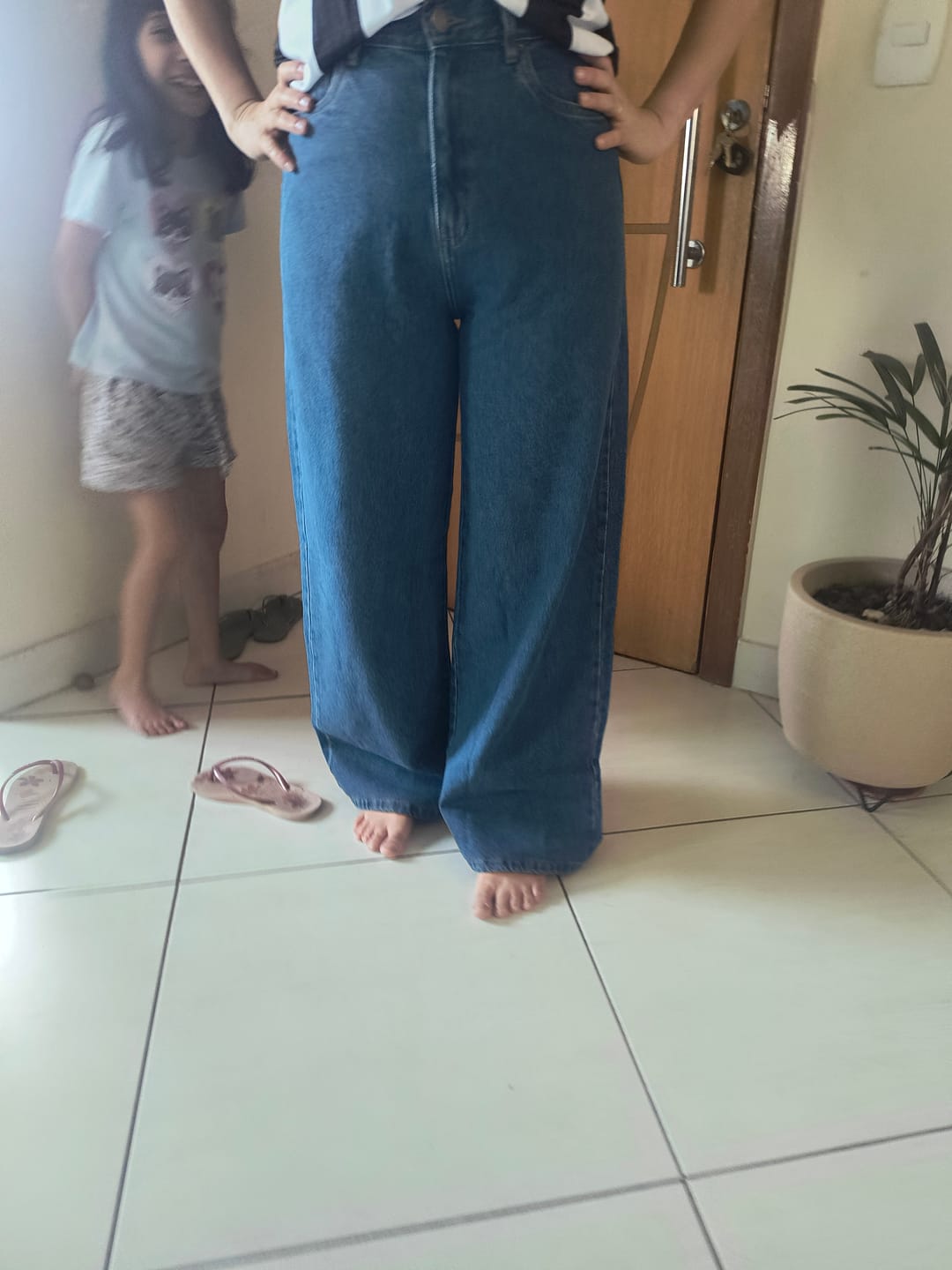 Customer photo review of Calça Jeans Wide Leg Buriti Azul Médio