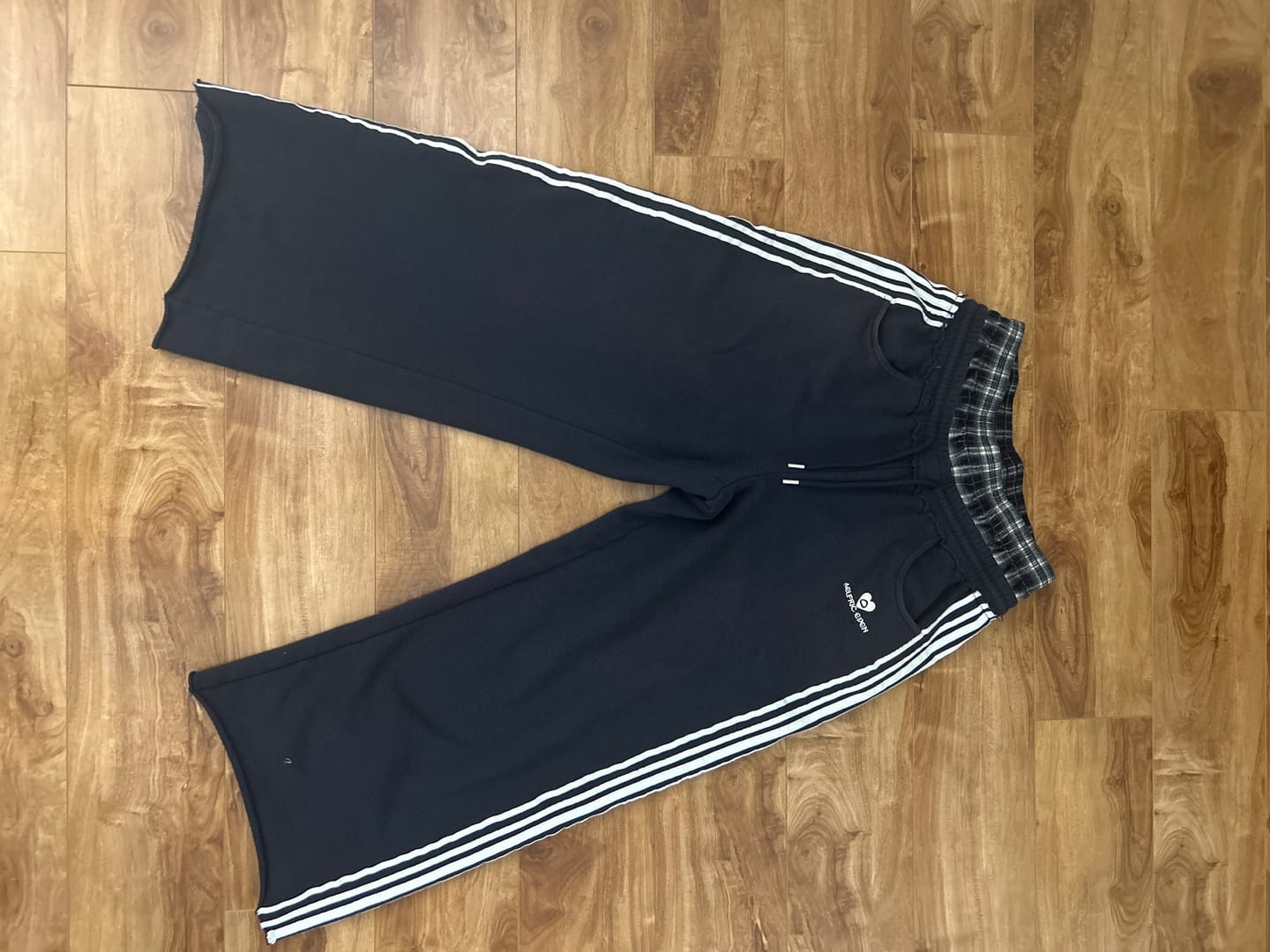 Customer photo review of Aelfric Eden Double Waist Baggy Sweatpants