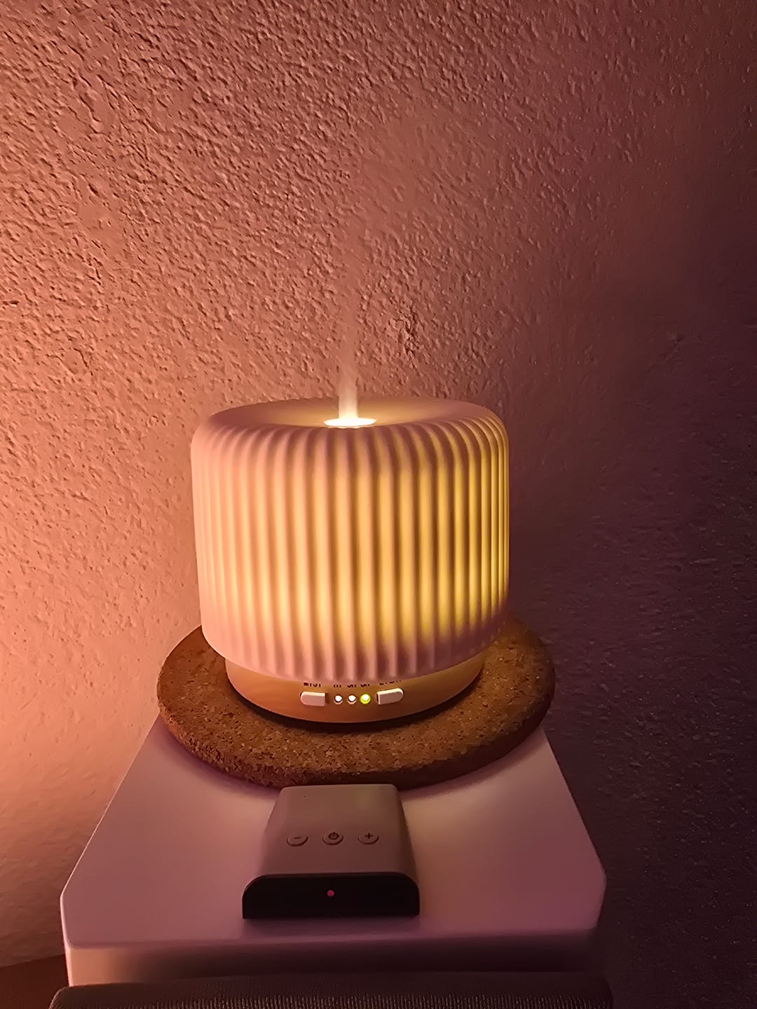 Customer photo review of Live Slow- Geurwolkje® Aroma Diffuser - Keramiek Wit - 200 ml