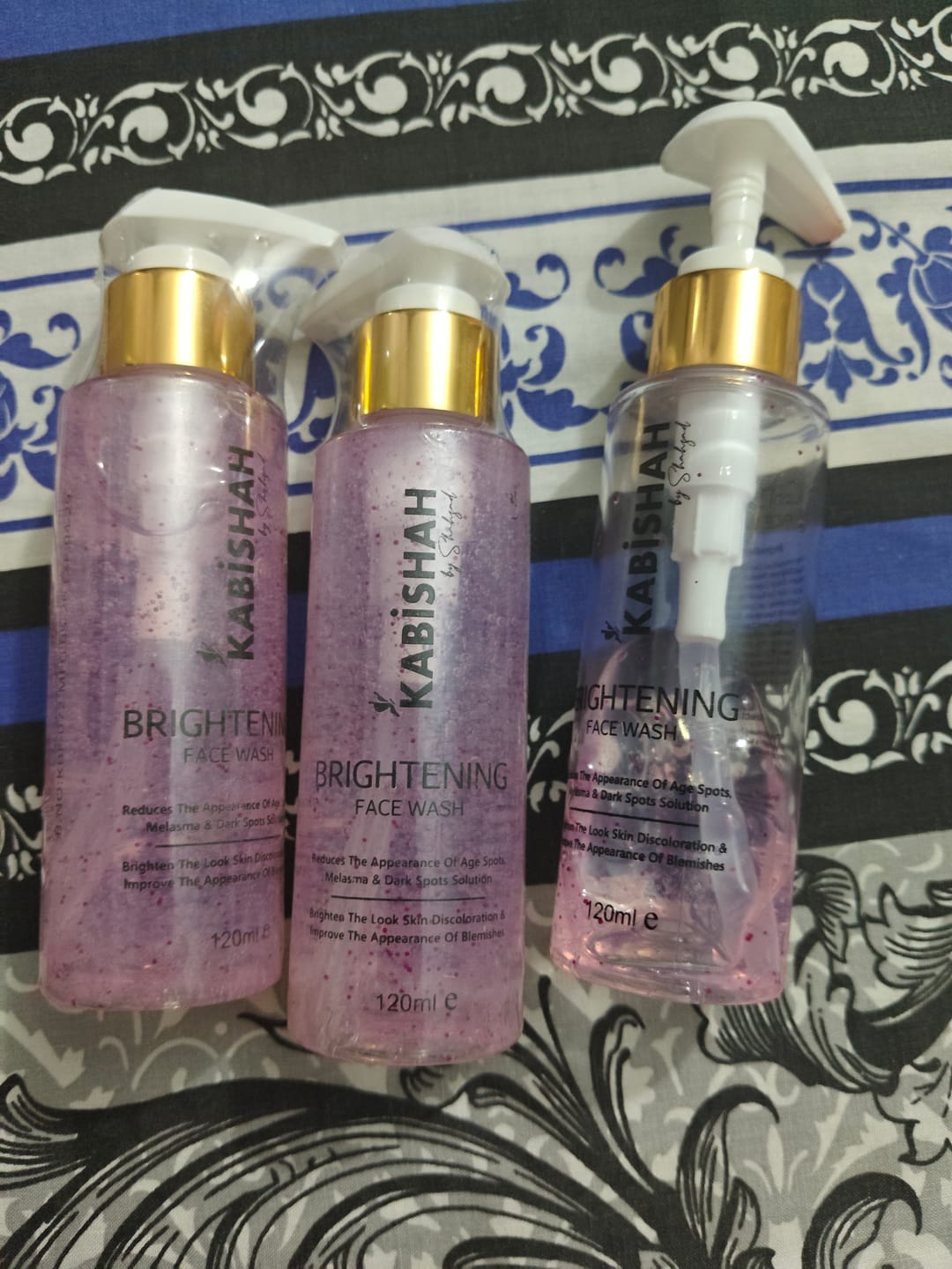 Customer photo review of LuminaBright Whitening Face Wash Double Pack: Duo Glow