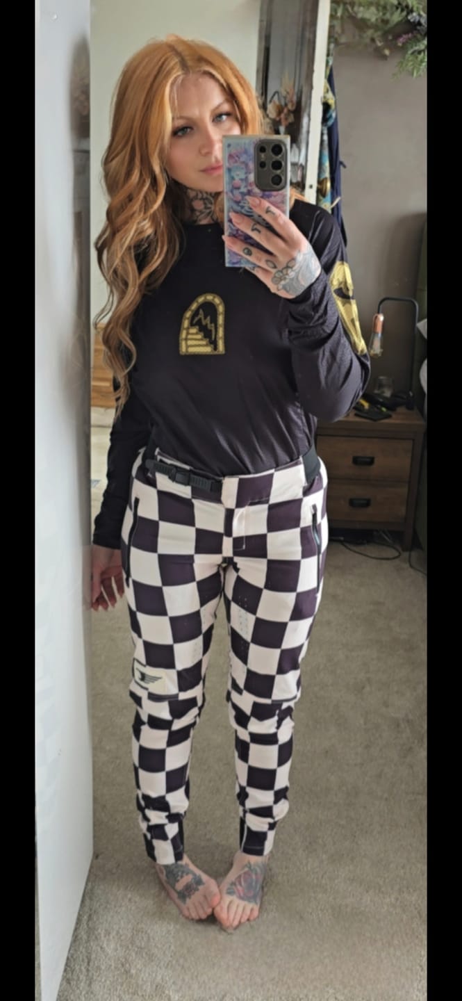 Customer photo review of Occult | Long Sleeve | Flowteq™ Jersey