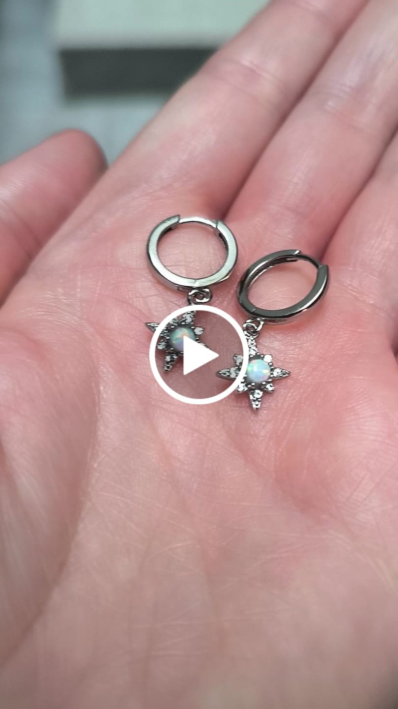 Customer video review of Pendientes Aros Celestiales