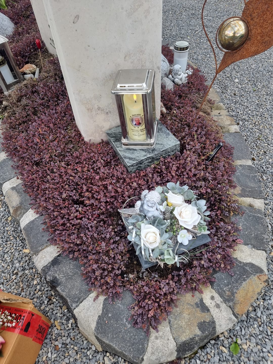 Customer photo review of Immer geliebt - LED Trauerkerze mit Foto und Datum in Erinnerung an Verstorbene