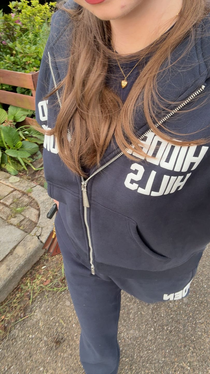 Customer photo review of GATED COMMUNITY STRAIGHT LEG SWEATPANTS NAVY