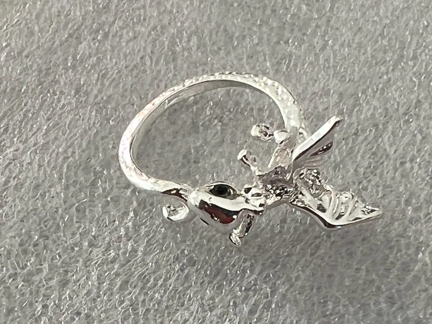 Customer photo review of Adjustable Toothless & Light Fury Ring