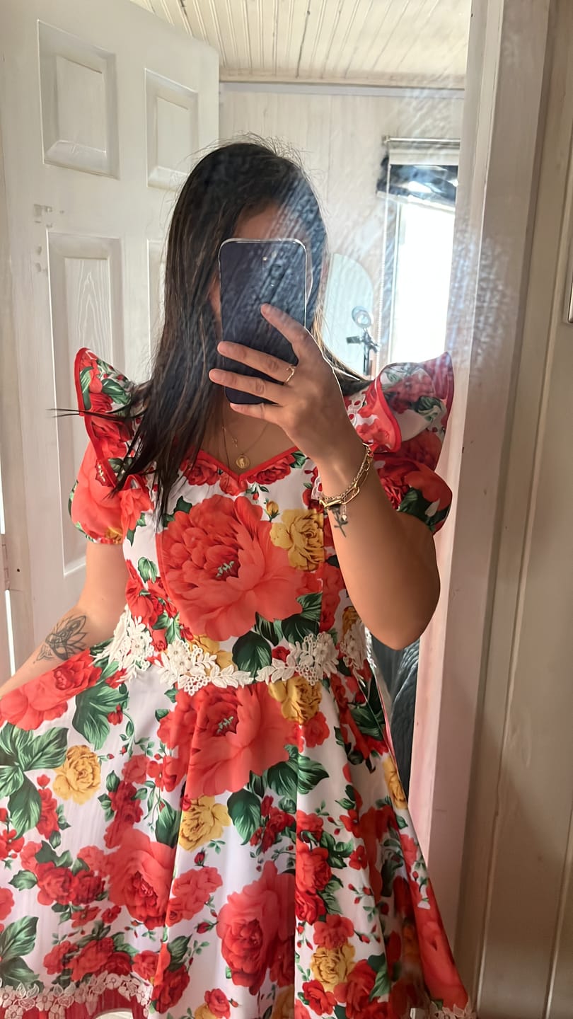 Customer photo review of Vestido de china huasa Mariposa Rojo