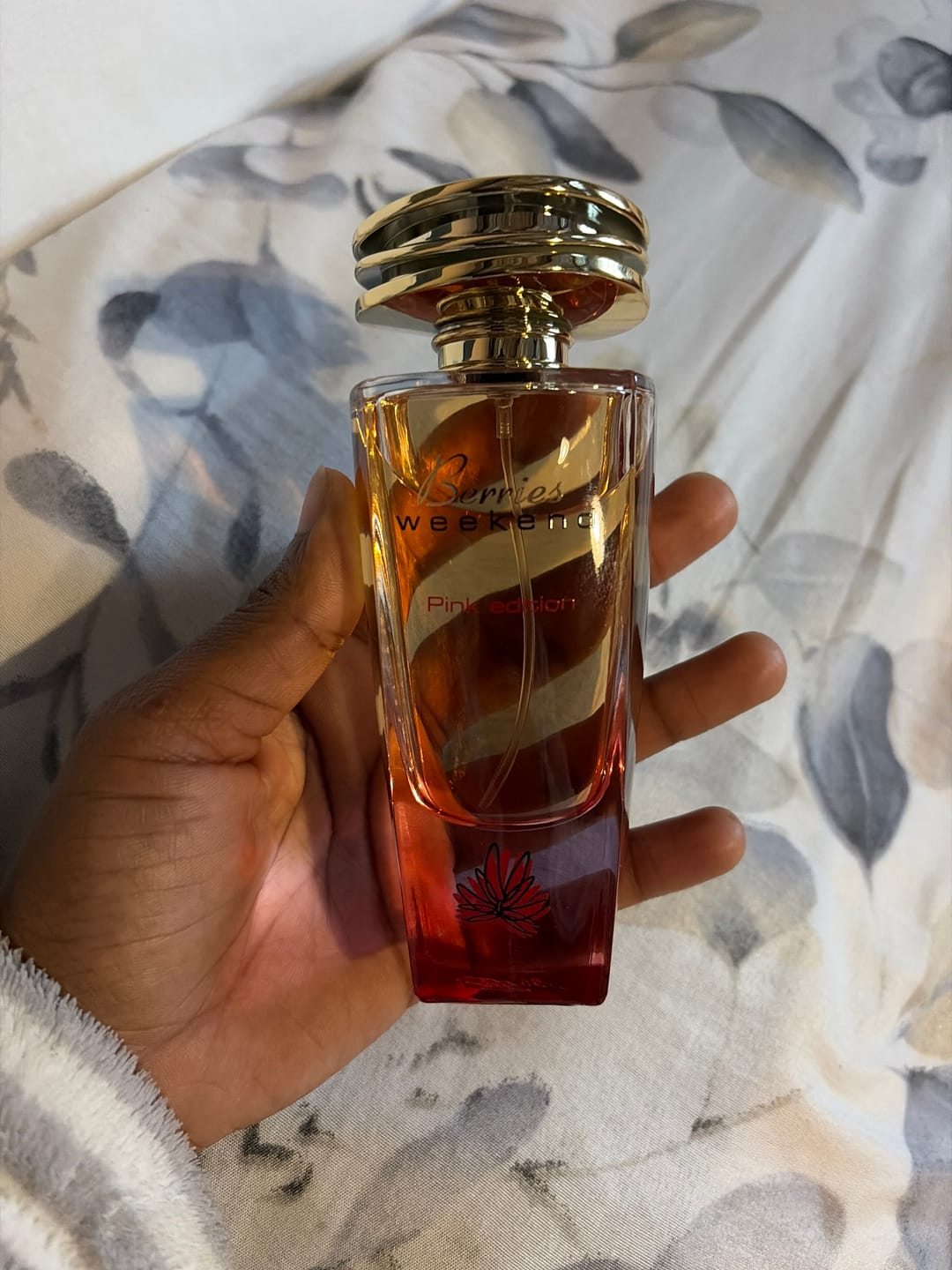 Customer photo review of Berries Weekend Pink Edition Eau De Parfum 100ml - Fragrance World